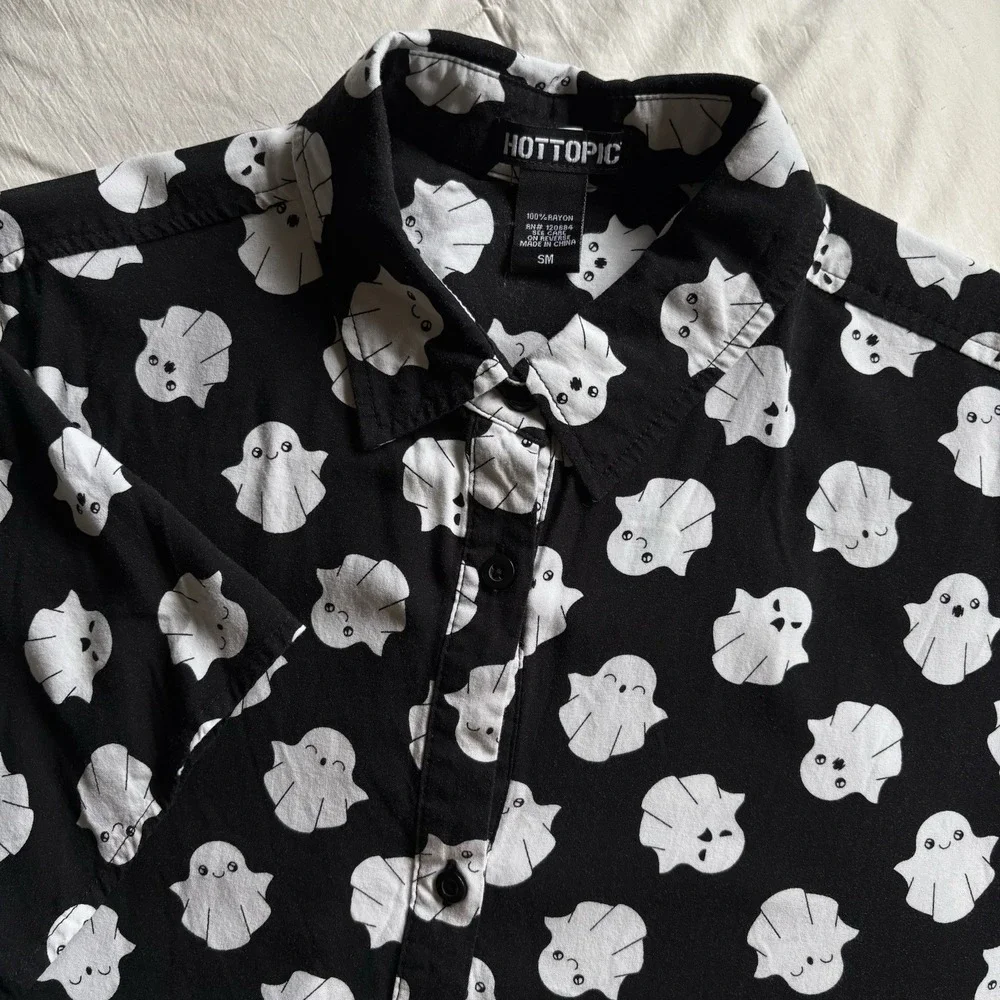 Hot Topic Button Up Ghost Shirt Womens S Black Whimsigoth Cute Spooky Halloween - Picture 1 of 11